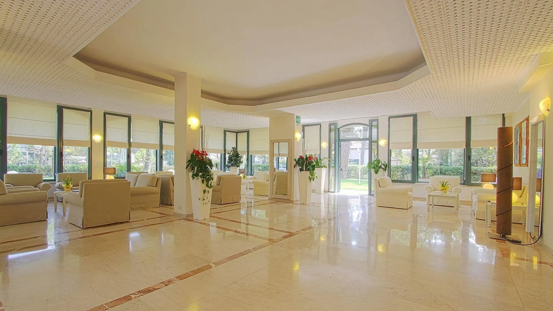 Hotel Michelangelo Milano Marittima 4*,  Italia