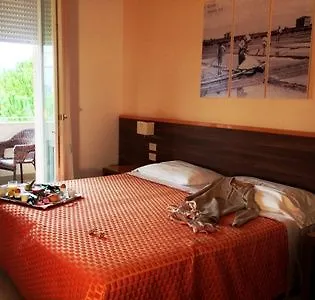 Hotel Michelangelo Milano Marittima 4*,  Italia